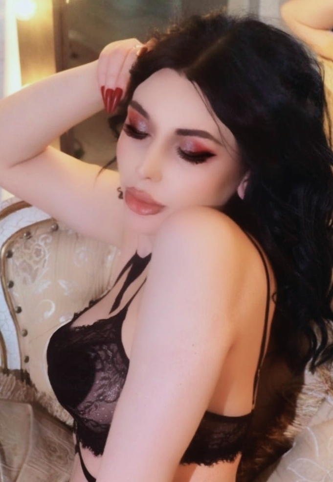 Девочка Вика Транс с 4 размером груди подарит окончание в рот и примет у себя в Любой район