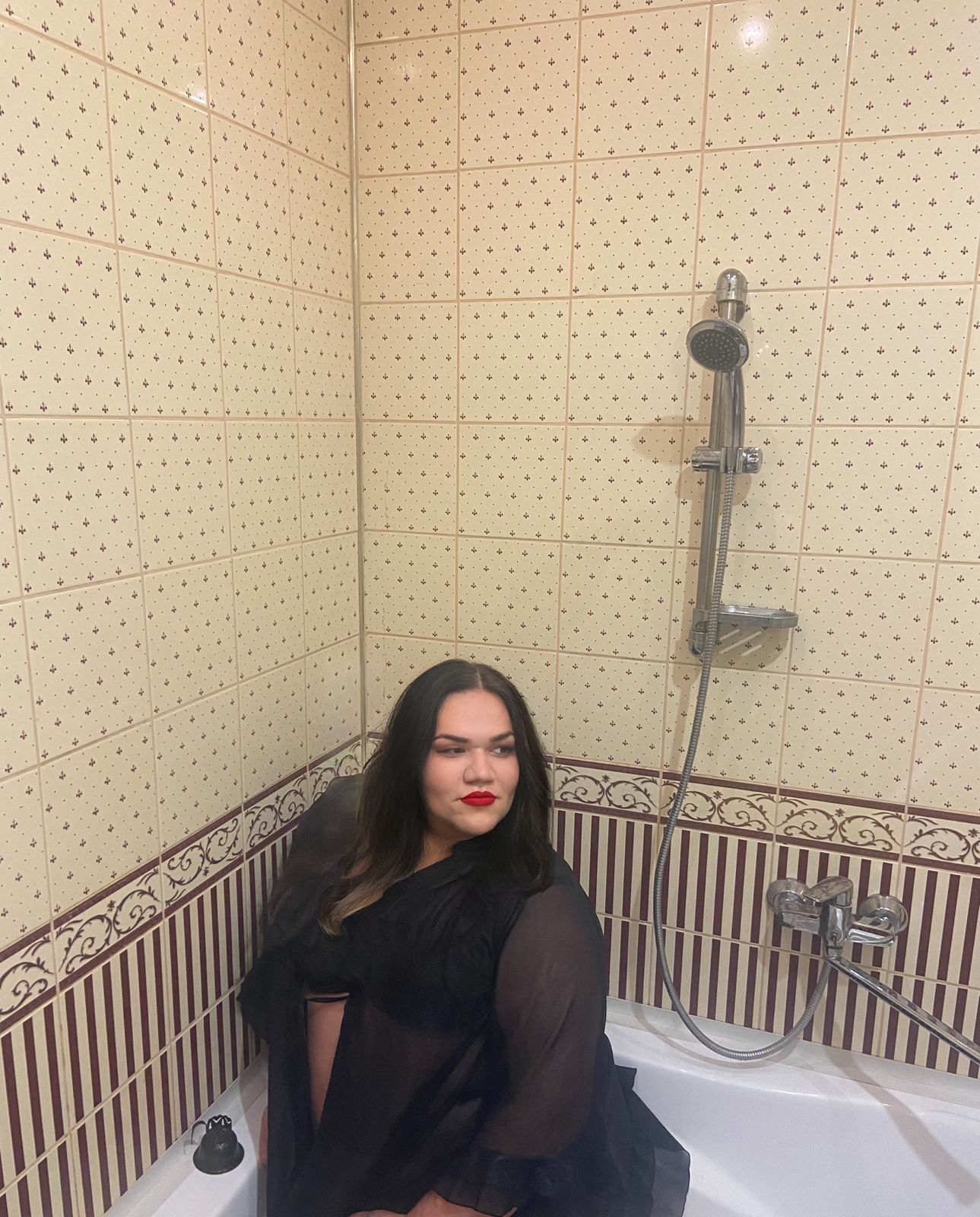 Девушка по вызову Лика транси пышная сделает качественно анилингус и позовет в гости в Район - Юго-Запад