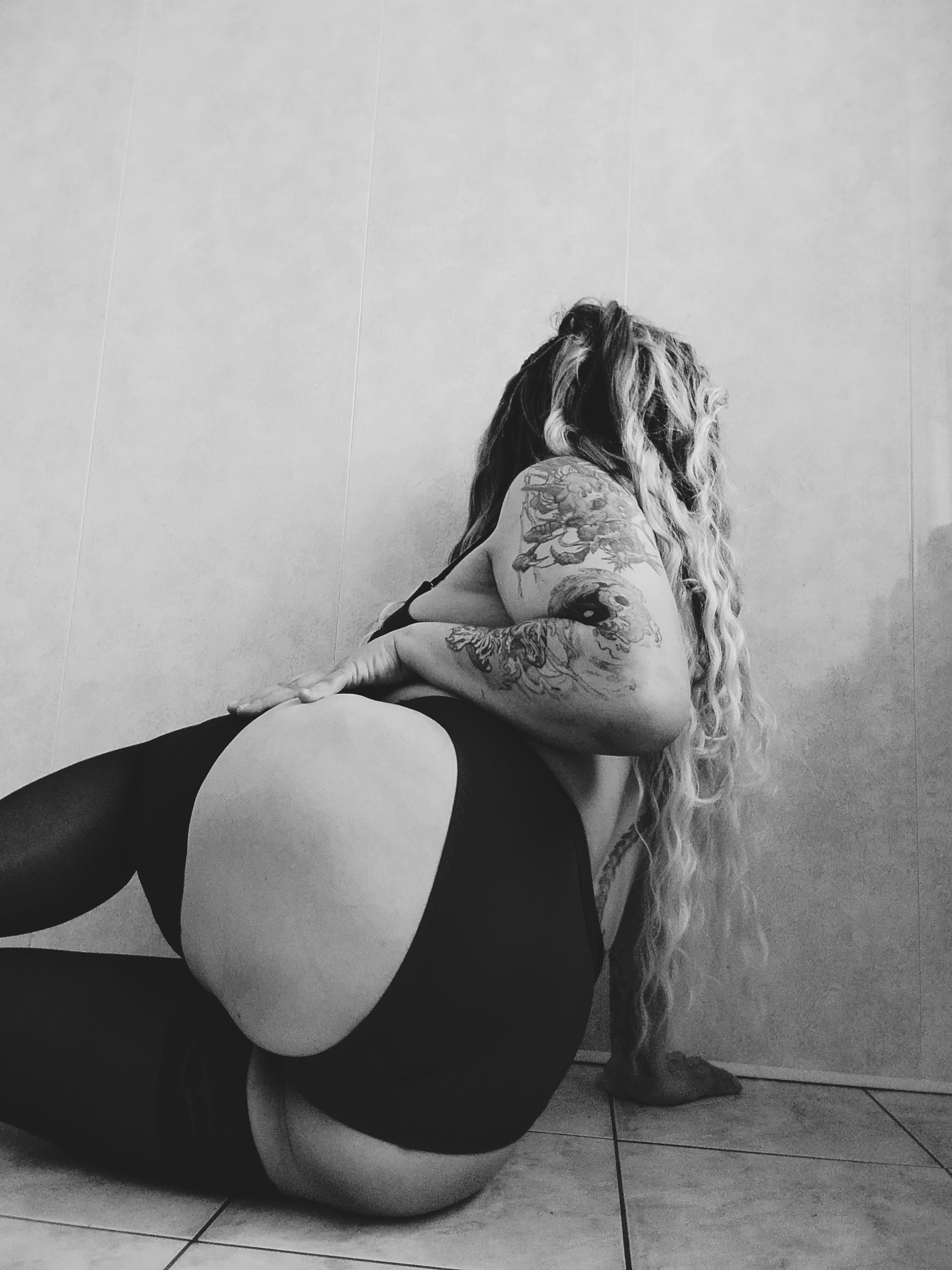 Шлюха Екатерина спортивная сделает качественно окончание в рот и пригласит к себе