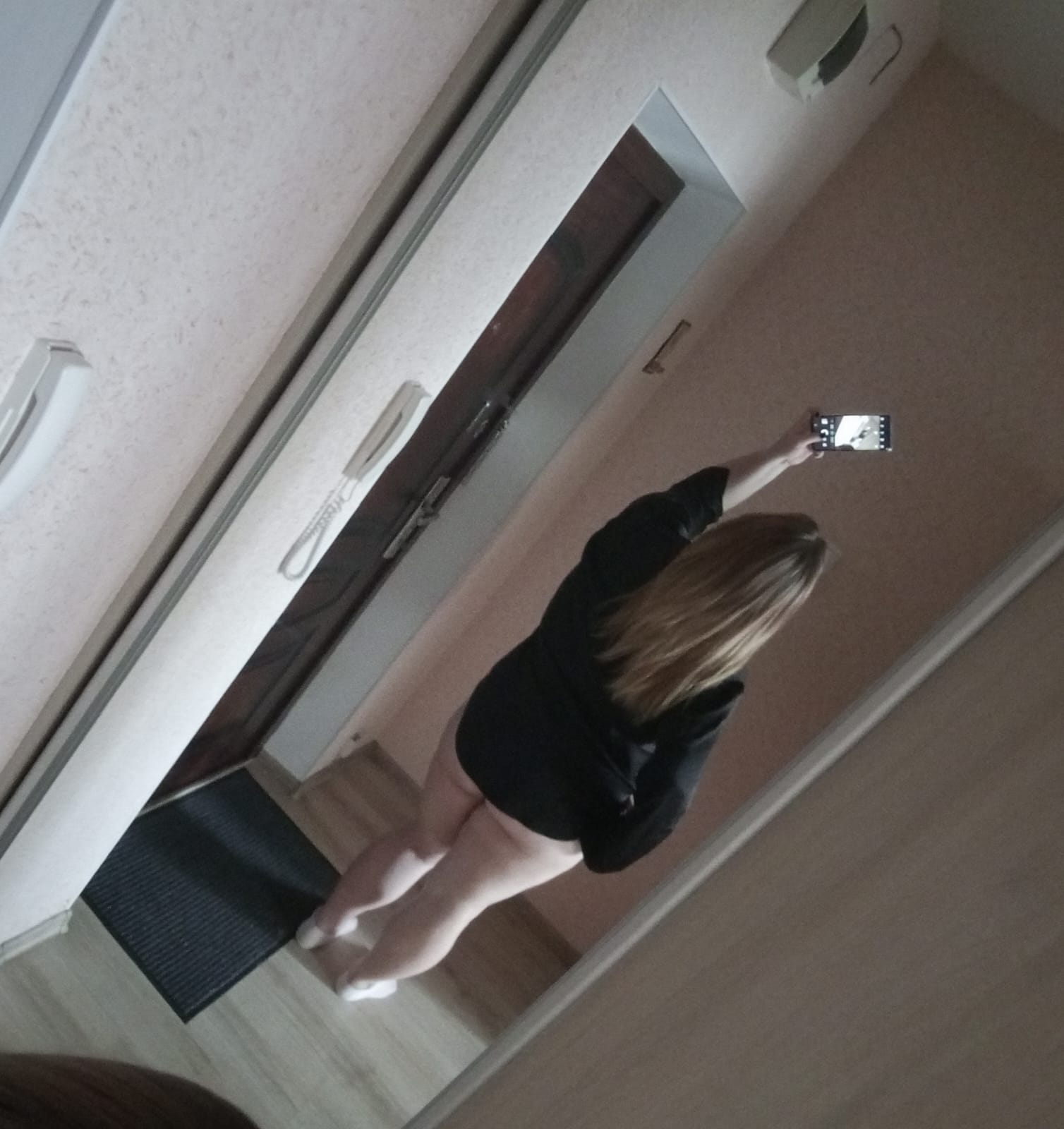 Путана Елена с 6 размером груди сделает нежно минет без резинки и позовет в гости