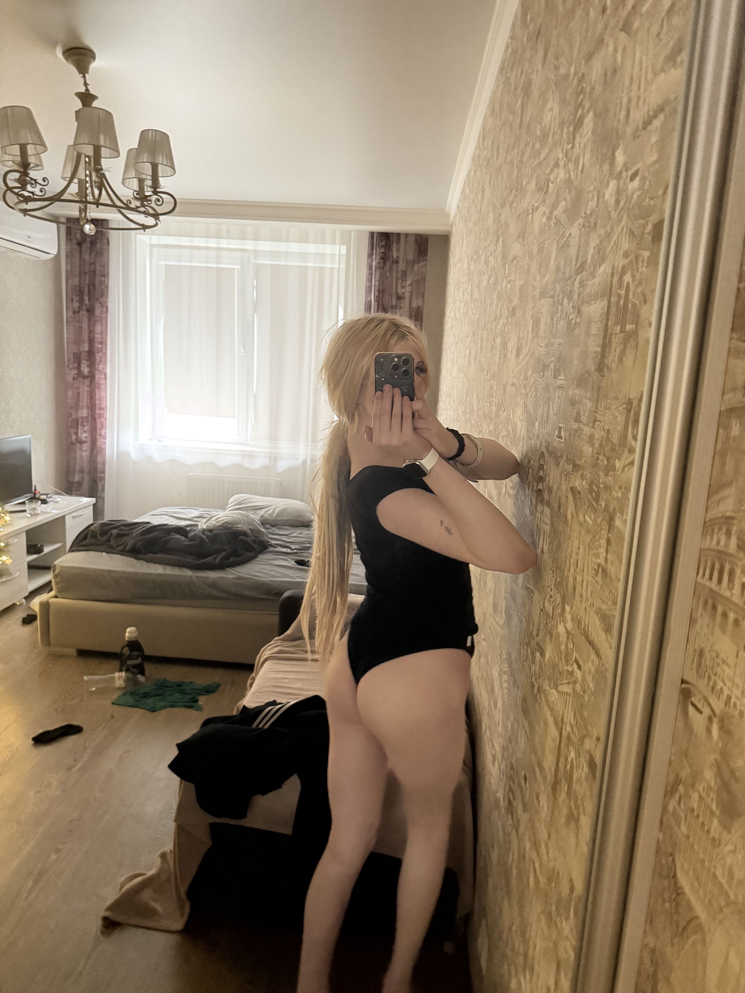 Девочка Alisa Trans с 2 размером груди подарит минет без резинки и позовет в гости