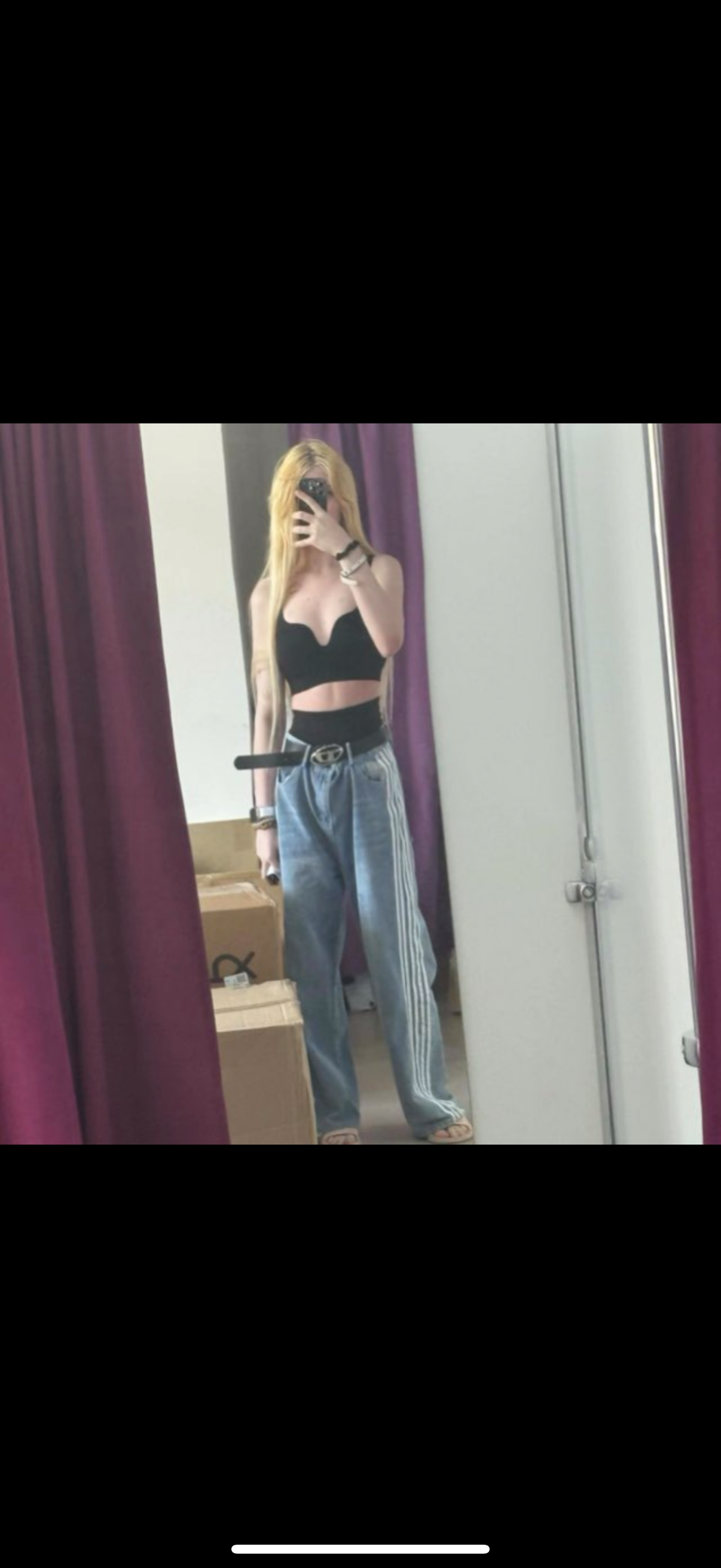 Массажистка Alisa Trans с 2 размером груди исполнит минет без резинки и примет у себя