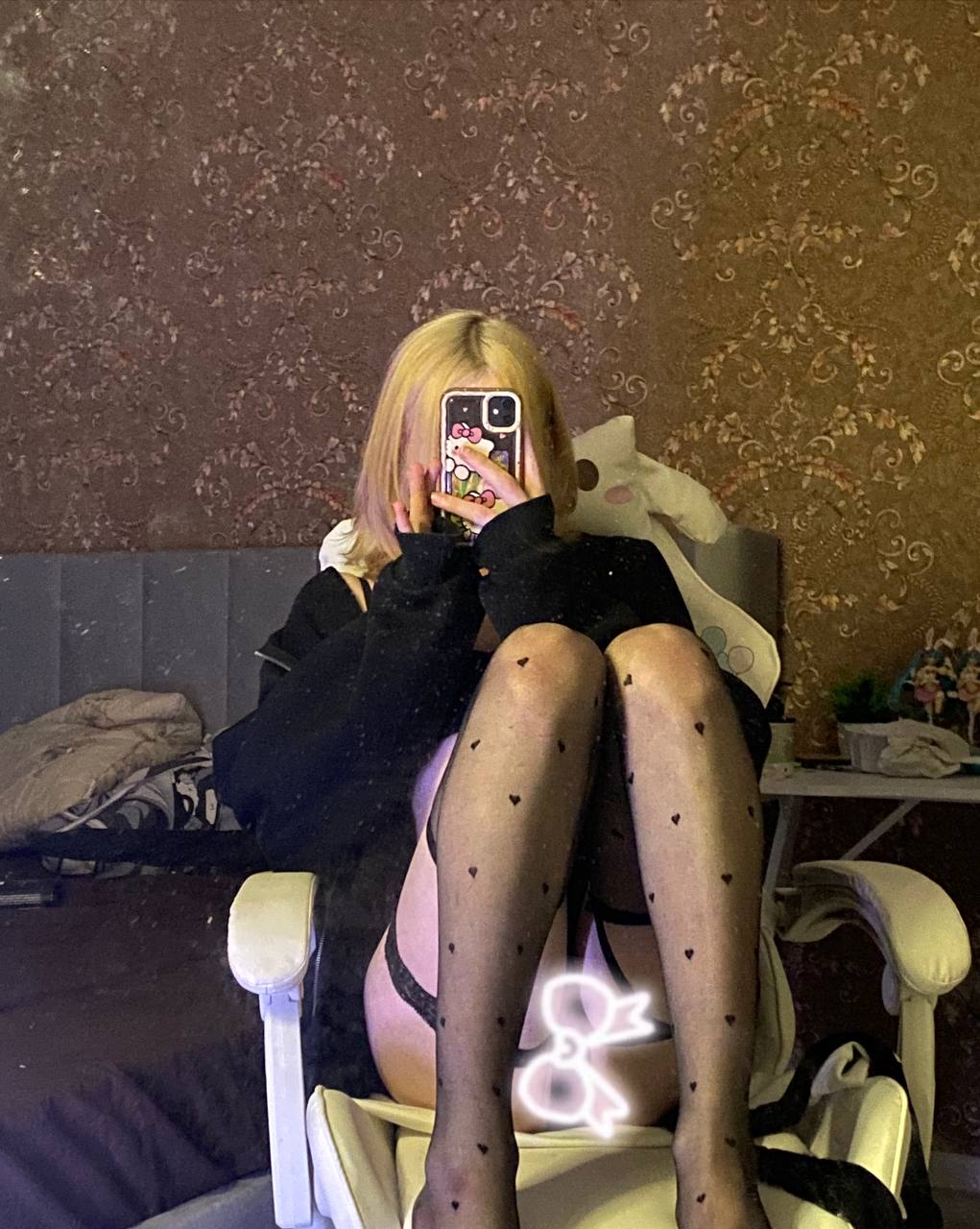 Девушка Илона стройная сделает качественно массаж не профи и позовет в гости в Любой район