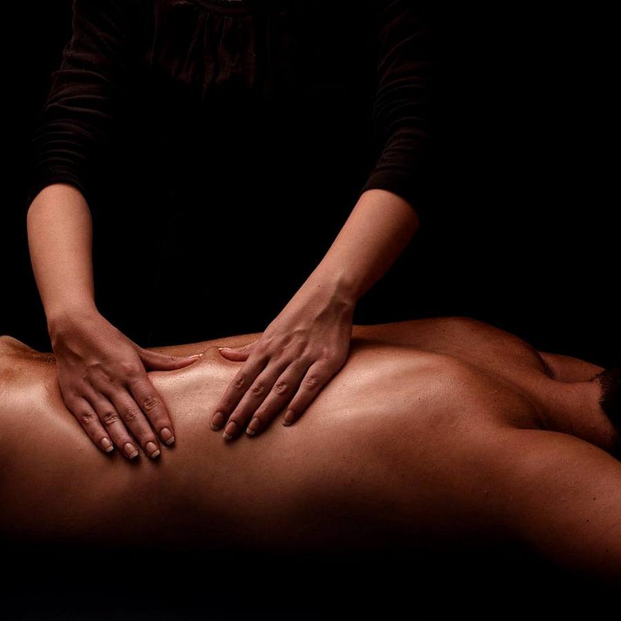 светлые Тина с 3 размером груди сделает качественно страпон и позовет в гости