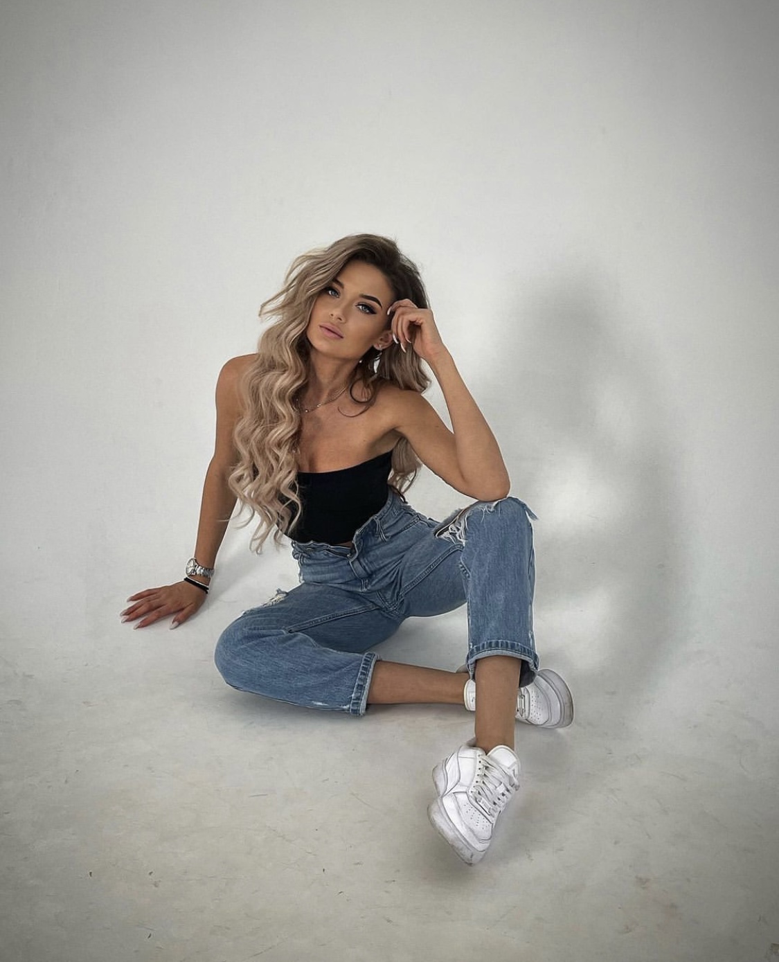 Блондинка ИНЕССА VIP стройная исполнит ролевые игры и пригласит к себе