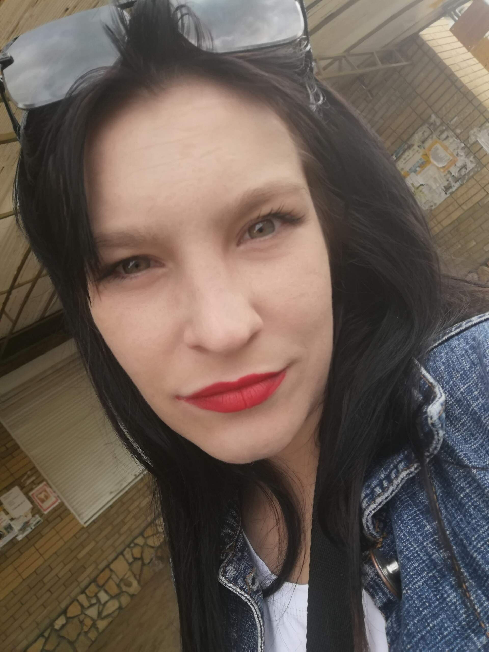 Девушка по вызову Маргарита стройная исполнит классический секс и примет у себя в Район - Октябрьской улицы