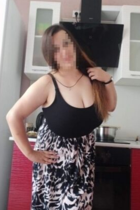 Путана Карина Массаж с 6 размером груди сделает профессионально точечный массаж и пригласит к себе