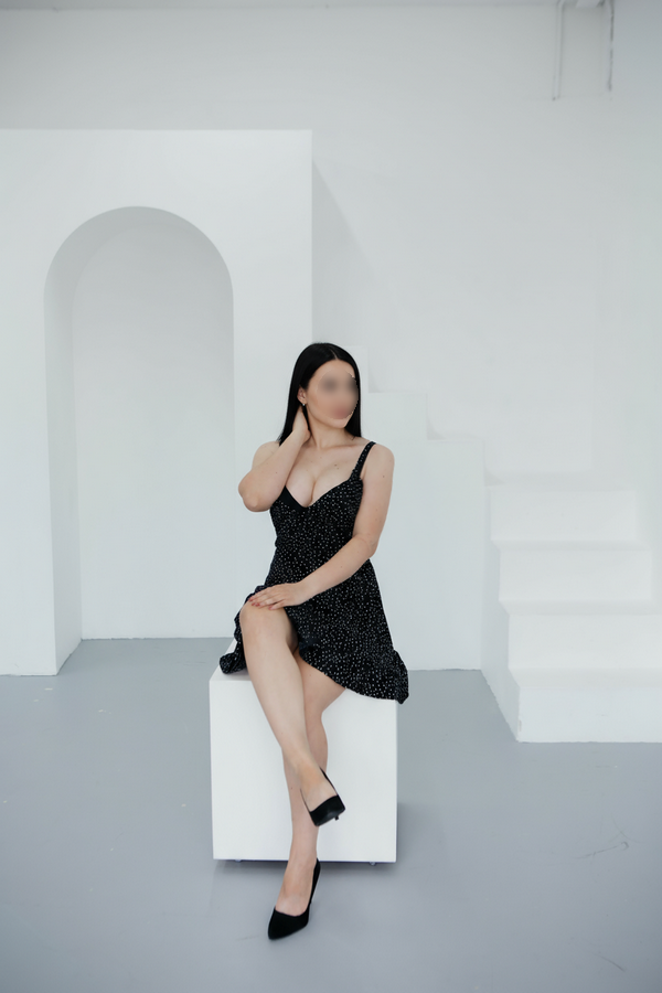 Индивидуалка Даша с 3 размером груди исполнит эскорт и позовет в гости в Район - Юго-Запад