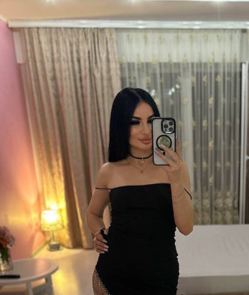 Массажистка ГЕЛЯ V I P с 2 размером груди сделает качественно расслабляющий массаж и примет у себя в Район - Центр