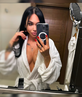 Девушка АНГЕЛИНА с 3 размером груди сделает нежно эротический массаж и пригласит к себе в Район - Центр