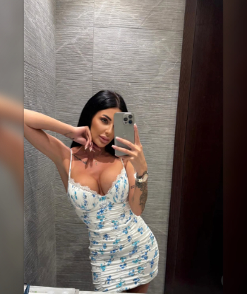 Брюнетка ГЕЛЯ V I P 25 лет сделает качественно эскорт и примет у себя в Район - Центр