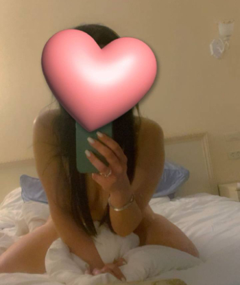 Девушка Ева 27 лет сделает профессионально окончание на лицо и пригласит к себе в Любой район