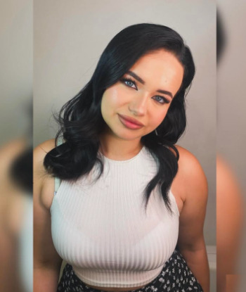 Шлюха КАТЯ стройная сделает с удовольствием классический секс и позовет в гости в Район - Центр