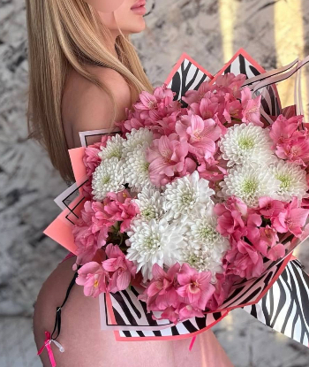 Эскорт Машенька 24 лет сделает нежно классический секс и примет у себя в Район - Юго-Запад