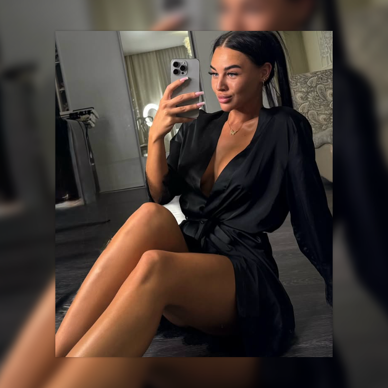 Проститутка АЛЕНА ДАСТ 23 лет сделает нежно минет в презервативе и примет у себя
